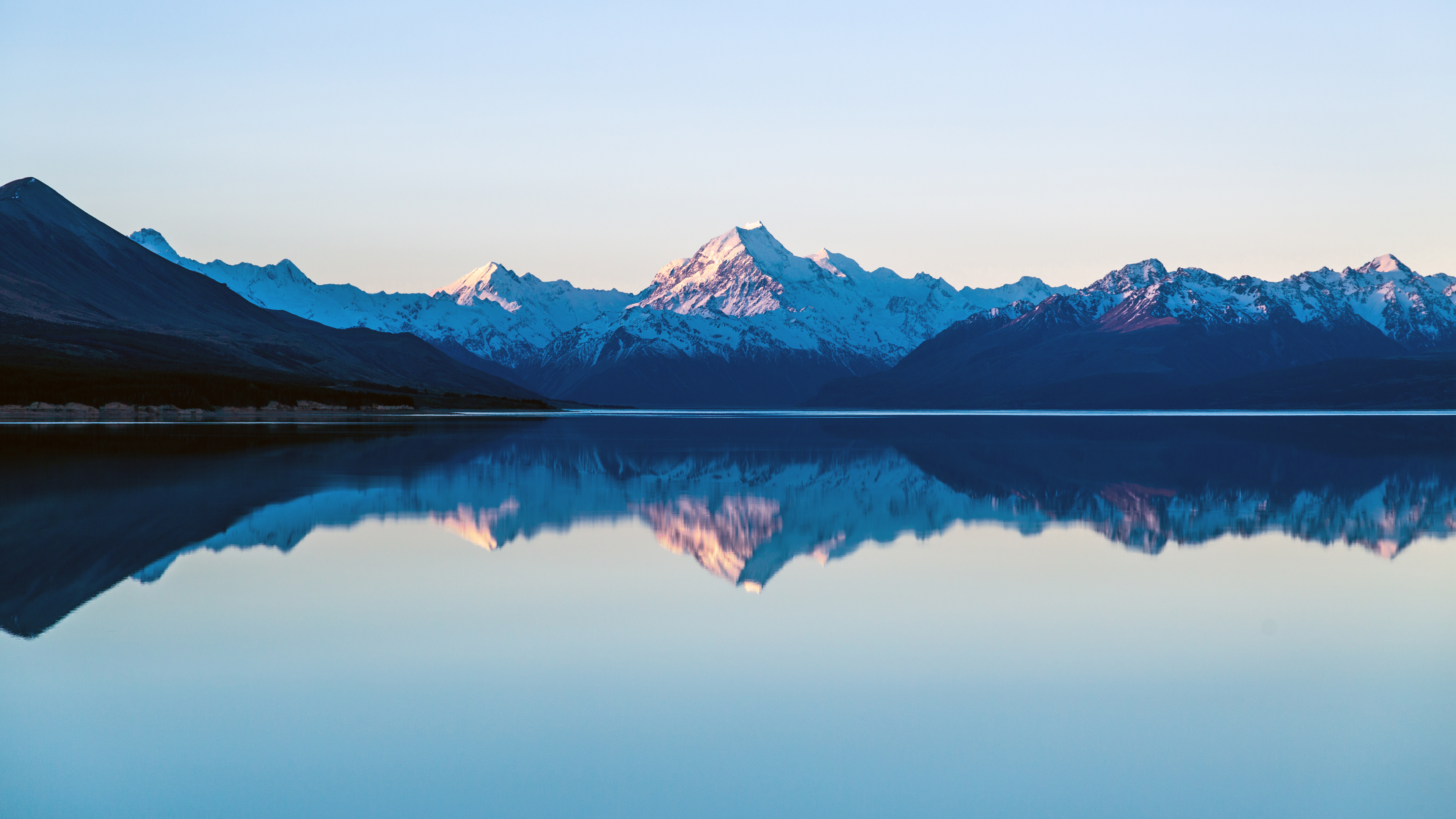 美丽雪山湖泊风景4k壁纸3840x2160_彼岸图网.jpg
